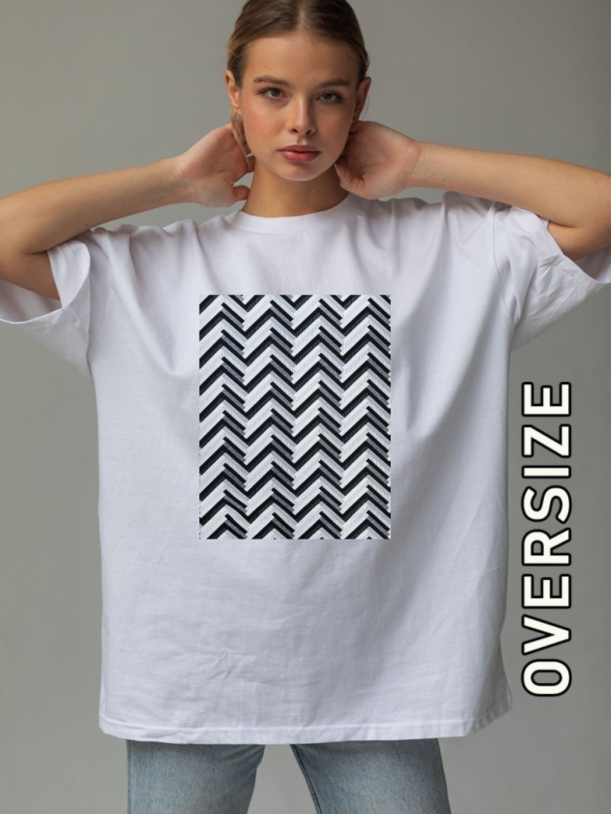 Футболка женская с принтом белая геометрия