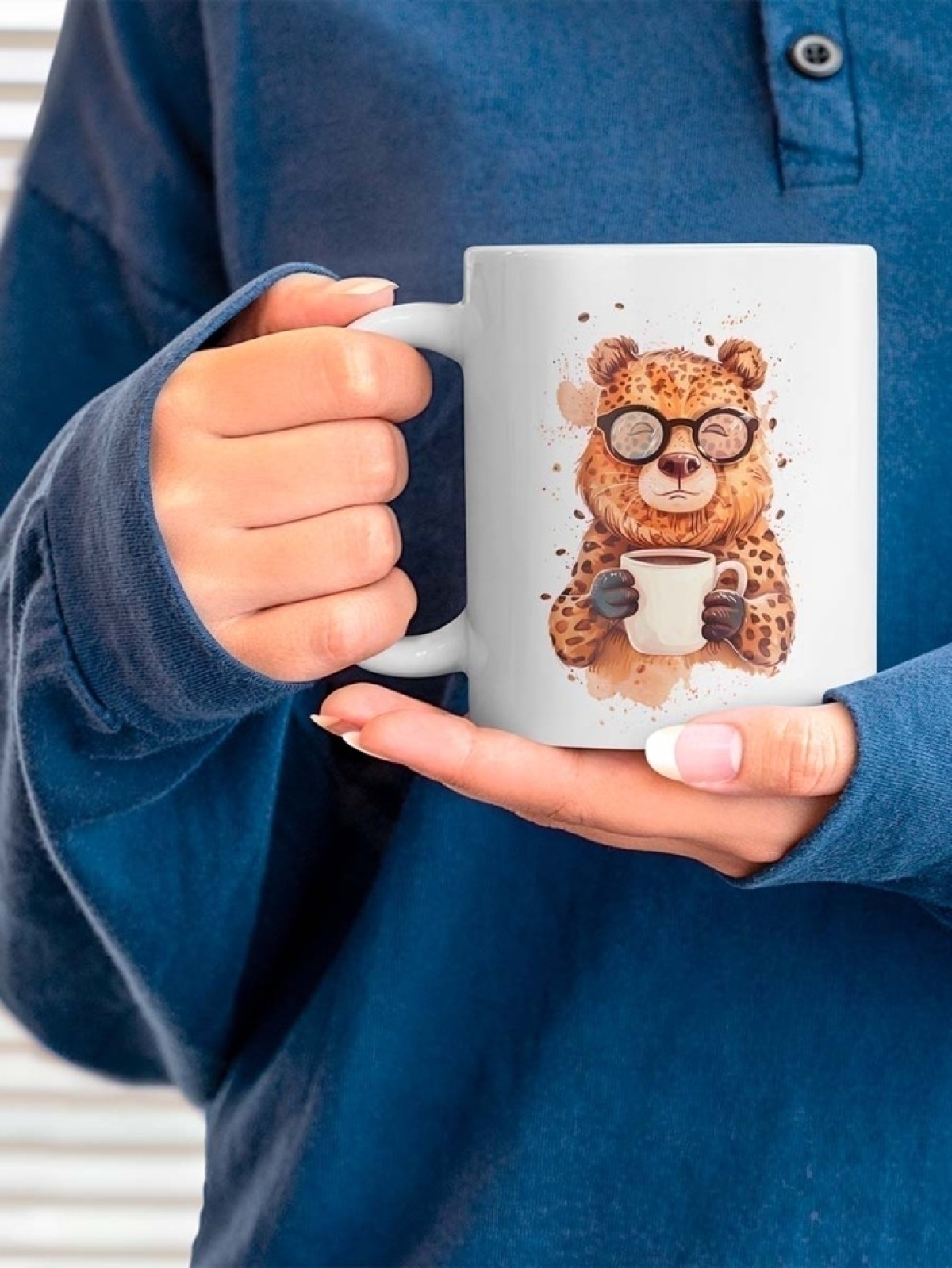 Кружка с принтом белая медведь леопард