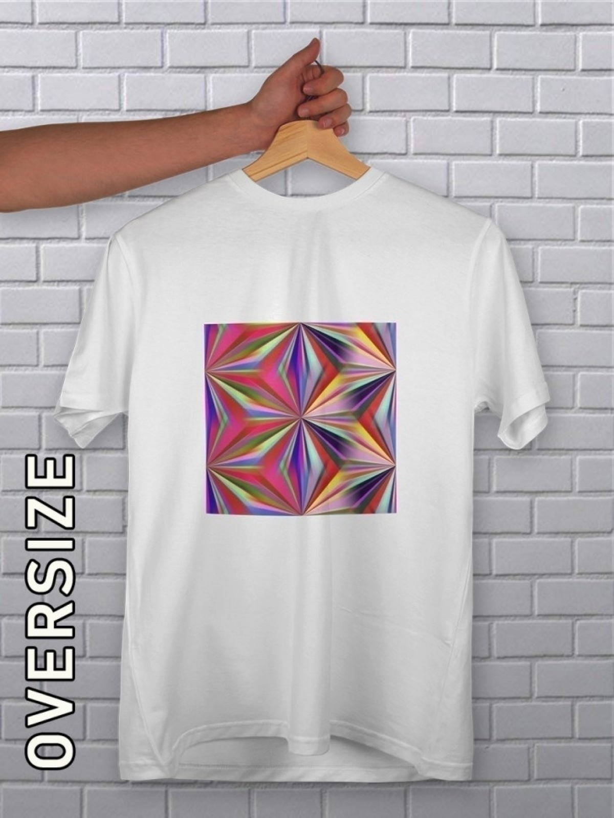 Футболка оверсайз женская белая с принтом калейдоскоп