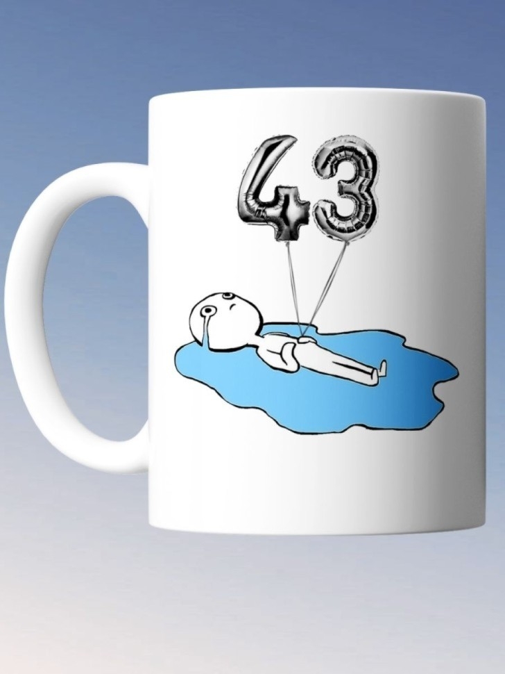 Кружка на день рождение 43 года чашка в подарок коллеге