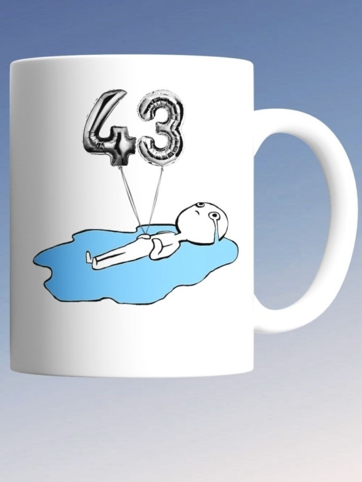 Кружка на день рождение 43 года чашка в подарок коллеге