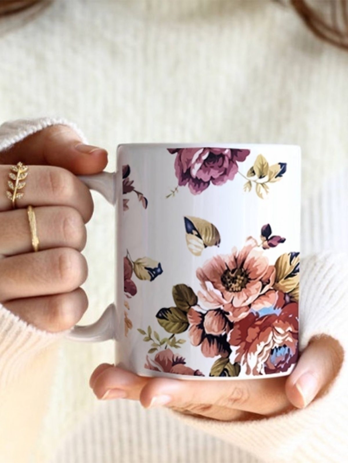 Кружка керамическая с цветами подарочная 