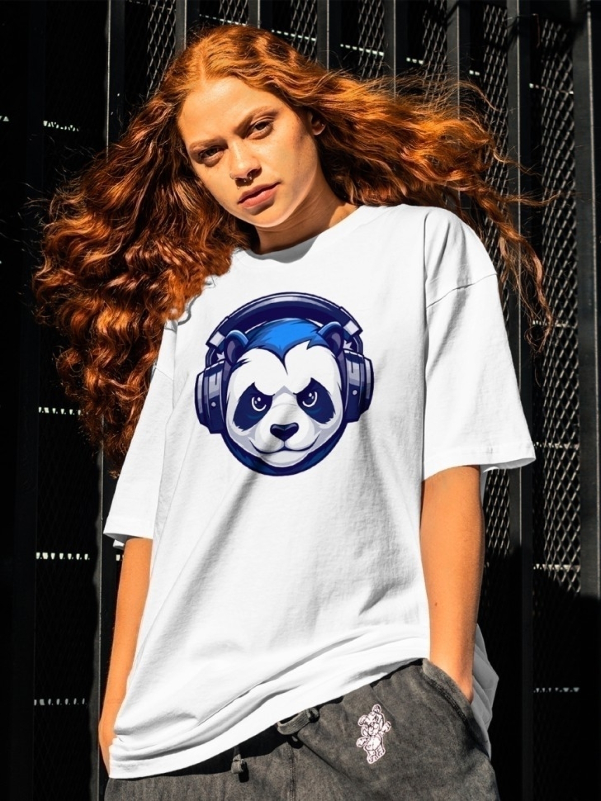 Футболка оверсайз с принтом панда в наушниках