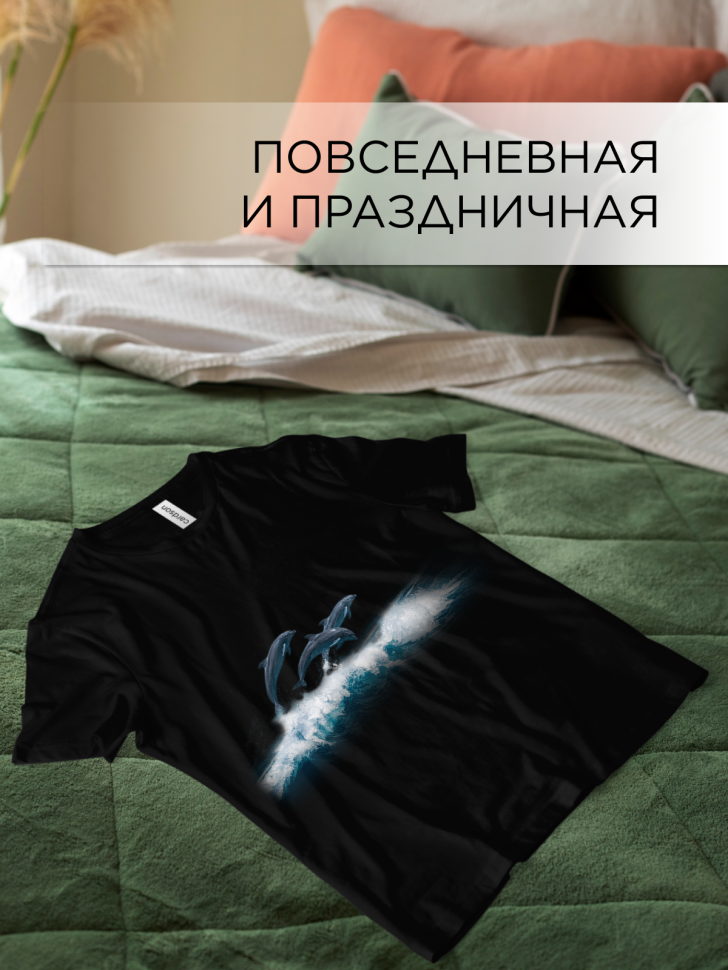 Футболка оверсайз с принтом Дельфины и волны черная