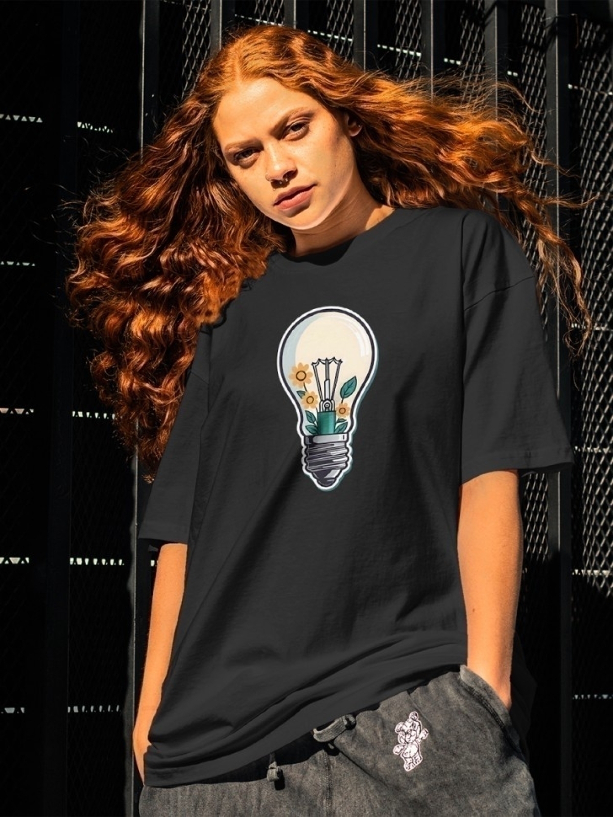 Футболка оверсайз с принтом идея лампочка 1 Футболка оверсайз с принтом идея лампочка 1