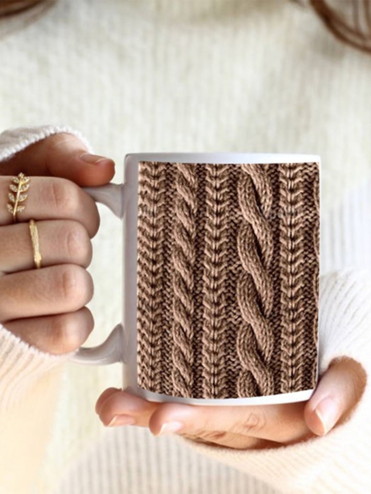 Кружка новогодняя подарочная коричневые косы