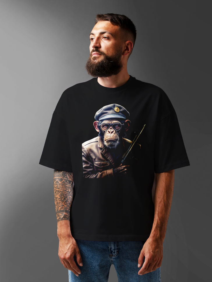 Футболка оверсайз мужская с принтом обезьяна с ружьем 