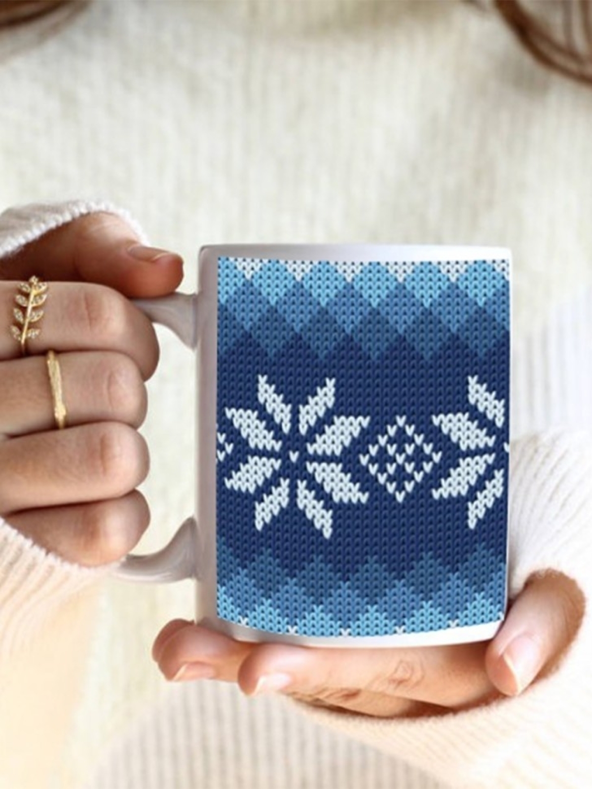 Кружка новогодняя подарочная снежинки темно-синие