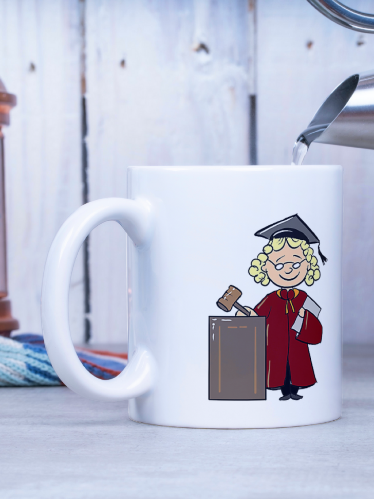 Кружка в подарок судье