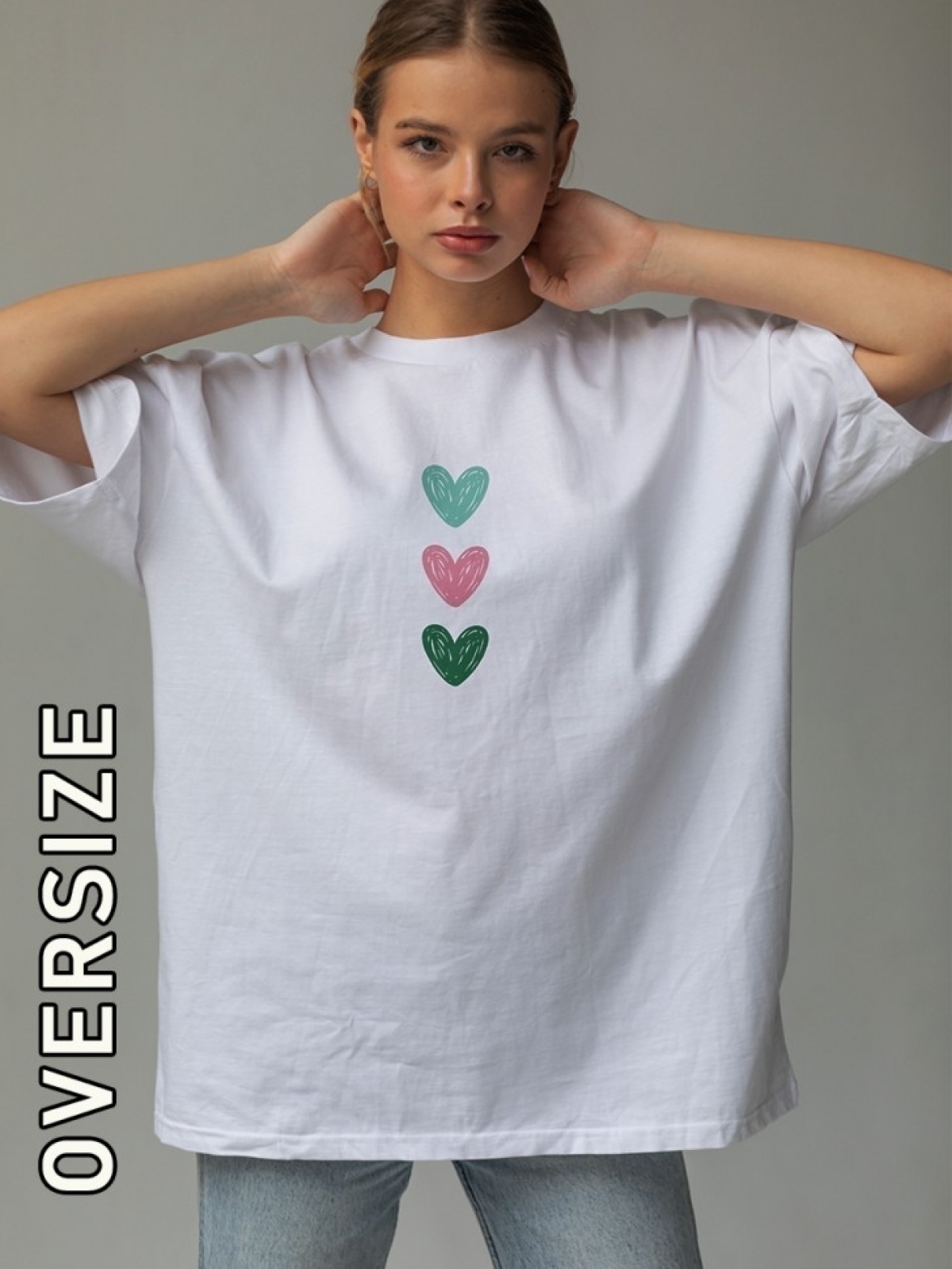 Футболка женская с принтом белая три сердца Футболка женская с принтом белая три сердца